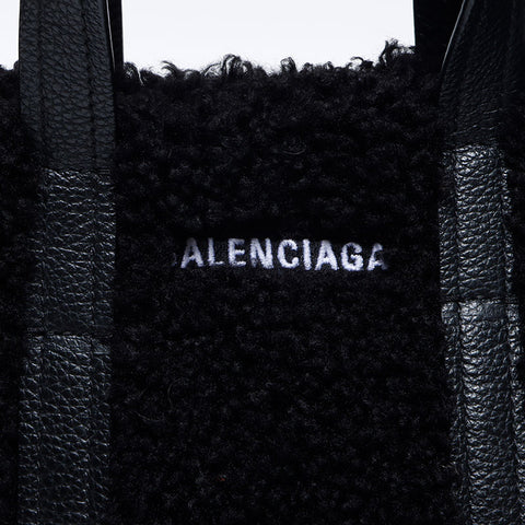 BALENCIAGA Everyday Bucket Boa North South Shoulder Bag black WS13714