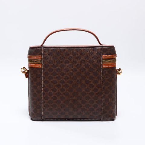 セリーヌ CELINE マカダム バニティ ショルダーバッグ ブラウン WS13761