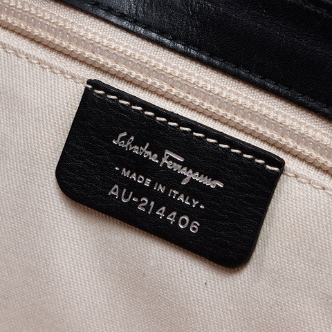 サルヴァトーレフェラガモ Salvatore Ferragamo ガンチーニ ポーチ ハンドバッグ ブラック WS13762