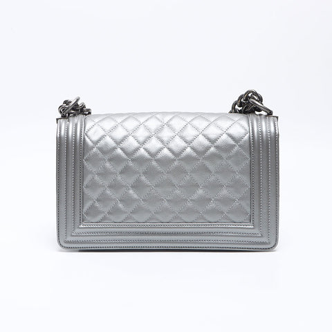シャネル CHANEL 24番台 2016-2017 ボーイ シャネル キャビアスキン 25cm ガンメタリック ショルダーバッグ シルバー WS13772