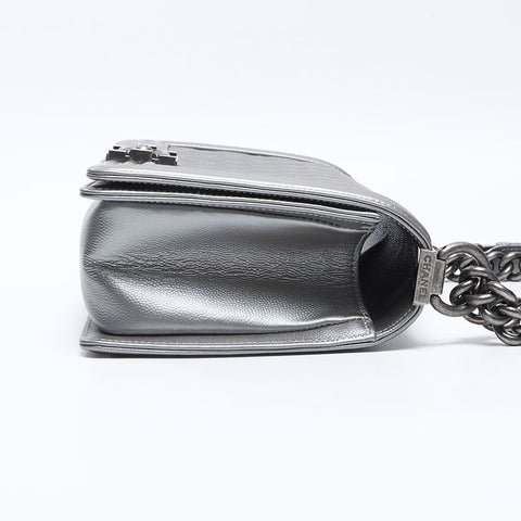 シャネル CHANEL 24番台 2016-2017 ボーイ シャネル キャビアスキン 25cm ガンメタリック ショルダーバッグ シルバー WS13772