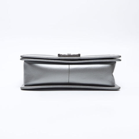 シャネル CHANEL 24番台 2016-2017 ボーイ シャネル キャビアスキン 25cm ガンメタリック ショルダーバッグ シルバー WS13772