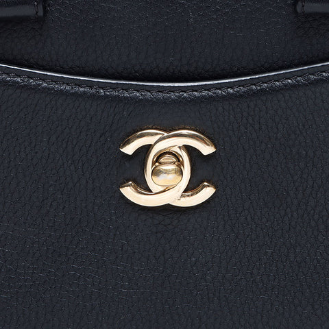 シャネル CHANEL 24番台 2016-2017 ミニ エグゼスティブトート ハンドバッグ ホワイト ブラック WS13780