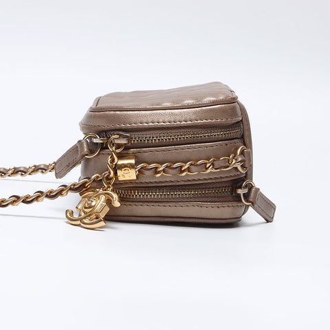 CHANEL 2014-2015 Mini sac pour appareil photo en cuir d'agneau Sac à bandoulière avec chaîne Marron WS13800