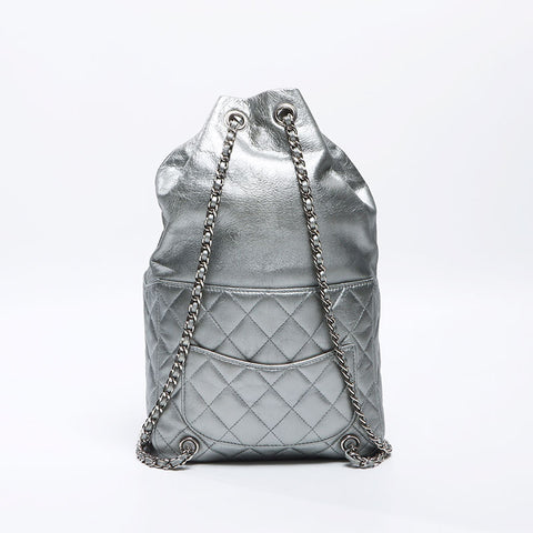 シャネル CHANEL レザー マトラッセ チェーン 2015年 21番台 リュック・デイパック シルバー WS13813