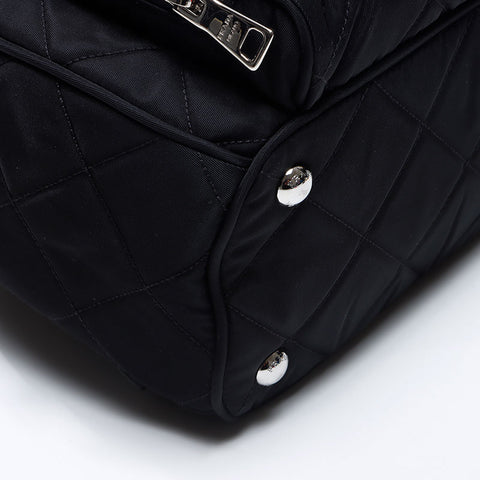 PRADA Quilted nylon Backpack Â· Daypack black WS13817