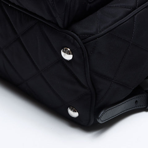 PRADA Quilted nylon Backpack Â· Daypack black WS13817