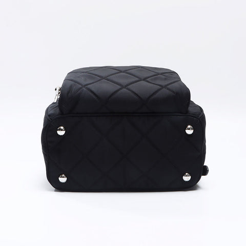 PRADA Quilted nylon Backpack Â· Daypack black WS13817