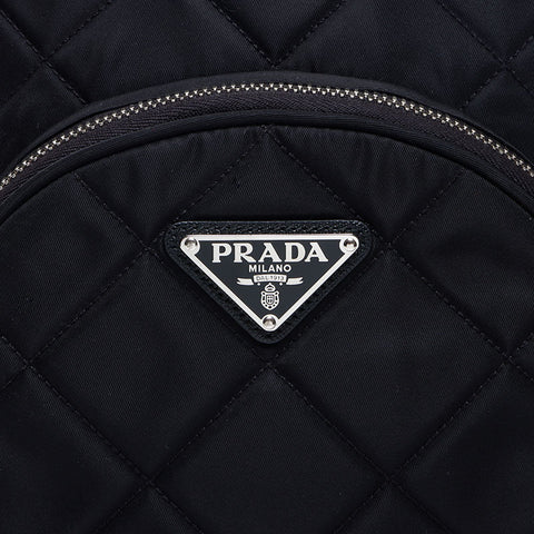 PRADA Quilted nylon Backpack Â· Daypack black WS13817