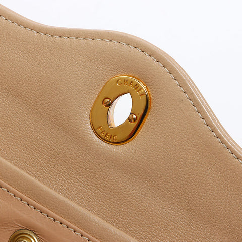 シャネル CHANEL 1985-1993 キャビアスキン パリ限定 マトラッセ ダブルフラップ ショルダーバッグ ベージュ WS13821