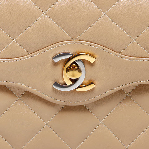 シャネル CHANEL 1985-1993 キャビアスキン パリ限定 マトラッセ ダブルフラップ ショルダーバッグ ベージュ WS13821