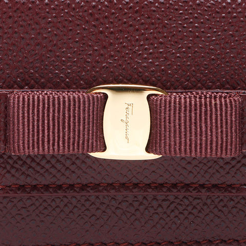 サルヴァトーレフェラガモ Salvatore Ferragamo コンパクト ミニ 折りたたみ財布 ヴァラ レザー 二つ折り財布 レッド WS13841