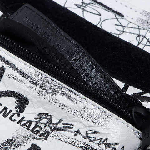 バレンシアガ BALENCIAGA スモール エクスプローラー グラフィティ レザー ショルダーバッグ ホワイト WS13847