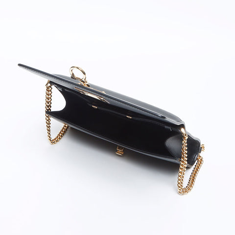 サルヴァトーレフェラガモ Salvatore Ferragamo ガンチーニ チェーン ショルダーバッグ ブラック WS13871