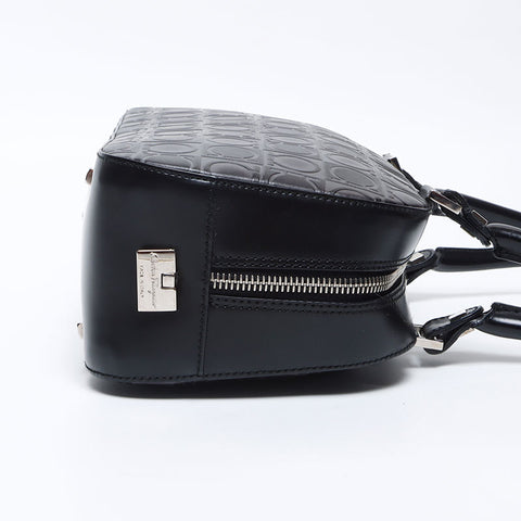 Salvatore Ferragamo Gancini shawl Shoulder Bag black WS13887