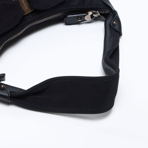 Salvatore Ferragamo Vara ribbon Shoulder Bag black WS13890