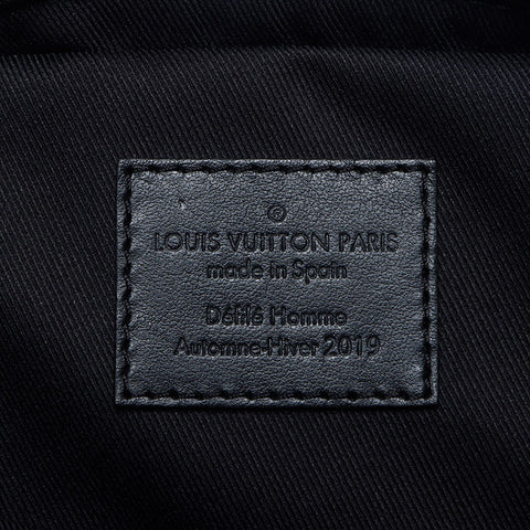 ルイ・ヴィトン LOUIS VUITTON タイガ レインボー ダヌーブ ショルダーバッグ ブラック WS13930