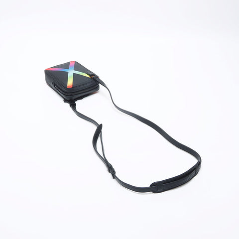 LOUIS VUITTON Taiga Rainbow Donau Umhängetasche schwarz WS13930
