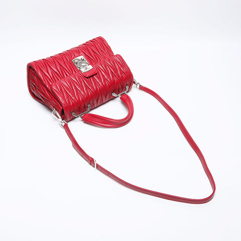 MIU miu miu Matteasse 2way Bag d'épaule rouge WS13937