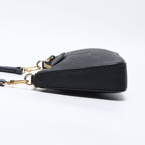 Louis Vuitton Louis Vuitton Easy Pouch Monogramm Emprent Umhängetasche Schwarz WS13952