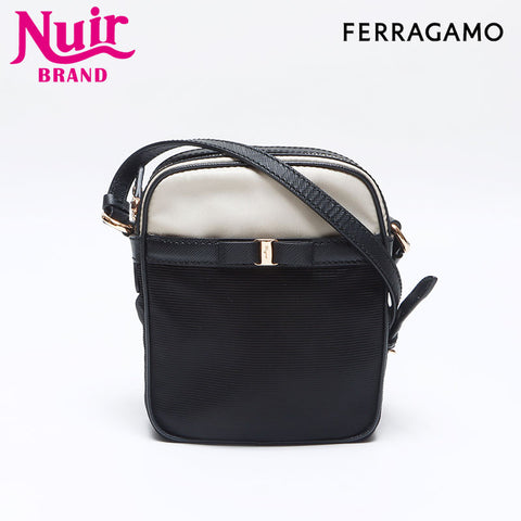 サルヴァトーレフェラガモ Salvatore Ferragamo ヴァラ ナイロン ショルダーバッグ ブラック WS13995