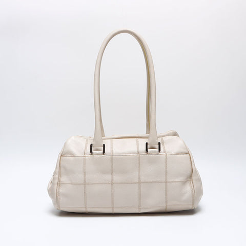 シャネル CHANEL チョコバー レザー ミニボストンバッグ ボーリングバッグ 10番台 2005-2006 ショルダーバッグ ホワイト WS14037