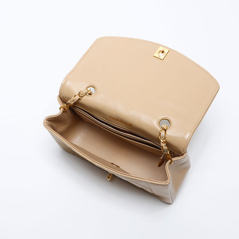 シャネル CHANEL 1985-1993年 1番台 ラムスキン ダイアナ マテラッセ チェーン ショルダーバッグ ベージュ WS14052