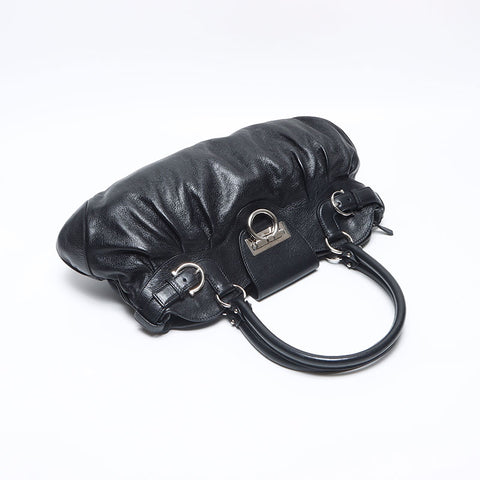Salvatore Ferragamo Gancini leather Shoulder Bag black WS14099