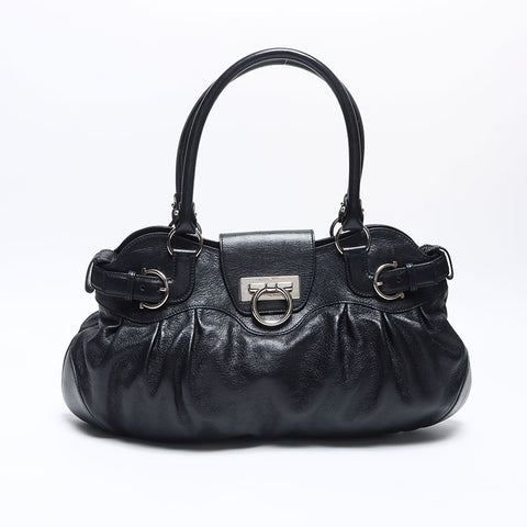 Salvatore Ferragamo Gancini leather Shoulder Bag black WS14099