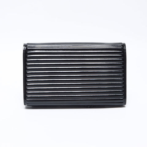 イヴ・サンローラン YVES SAINT LAURENT パテントレザー ルル エナメル ロゴ チェーン ショルダーバッグ ブラック WS14235