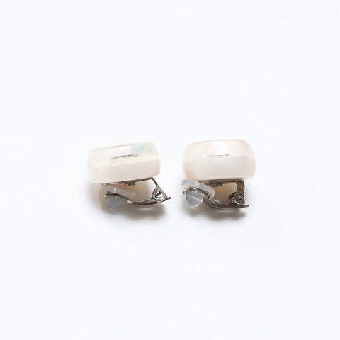 CHANEL 99A 1999 COCO Mark Button Round Earring white WS14242