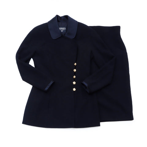 Chanel costume veste jupe bouton de camélia set noir ws1425