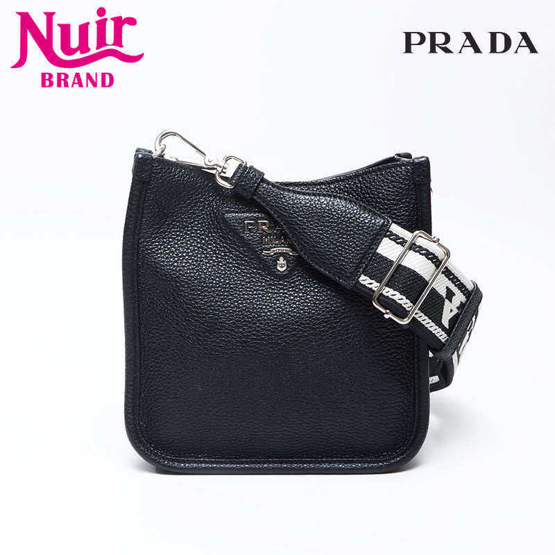 プラダ PRADA ヴィッテロダイノ レザー ロゴ スモール