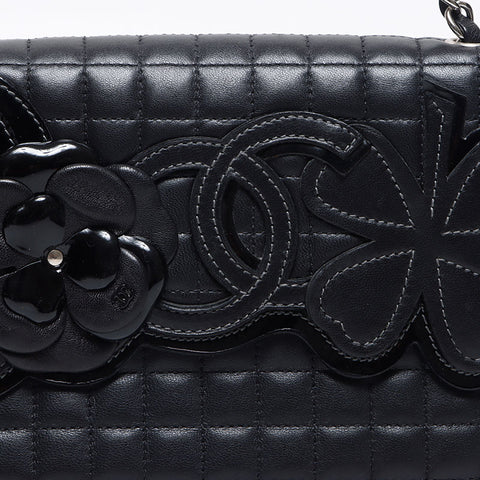 CHANEL 10th series 2005-2006 Chocolate bar Camellia icon motif Shoulder Bag black WS14328