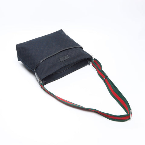 GUCCI GG canvas Shoulder Bag black WS14338