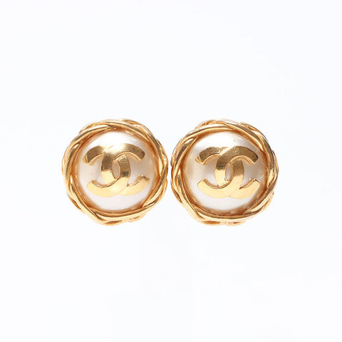 CHANEL COCO Mark Round 95P 1995 Earring gold WS14366