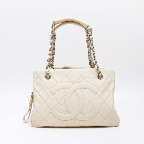 シャネル CHANEL 14番台 シルバー金具 マトラッセ キャビアスキン 2010-2011 トートバッグ ベージュ WS14371