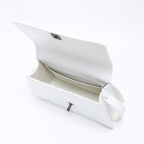 CHANEL No.5 Turnlock COCO Mark 1997-1999 Shoulder Bag white WS14373