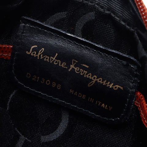Salvatore Ferragamo Vara Sac à bandoulière en cuir gaufré Marron WS14465