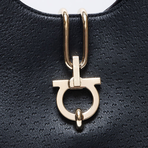 Salvatore Ferragamo Gancini 麂皮手提包黑色 WS14522
