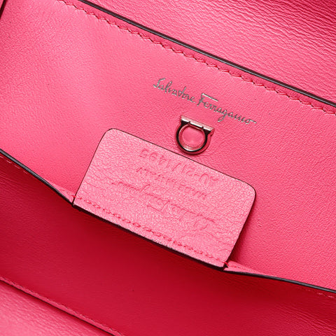 Salvatore Ferragamo Gancini Shoulder Bag pink WS14551