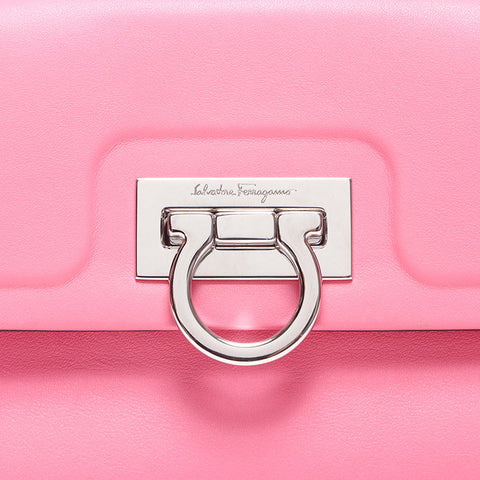 Salvatore Ferragamo Gancini Shoulder Bag pink WS14551