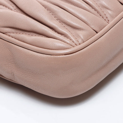 Miu Miu Matelasse mini pochette Sac à main beige WS14553