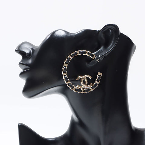 CHANEL 2022 B22P Hoop COCO Mark Pierce gold WS14572
