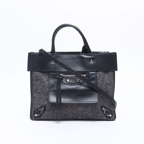 BALENCIAGA Paper Wool Handbag black WS14658