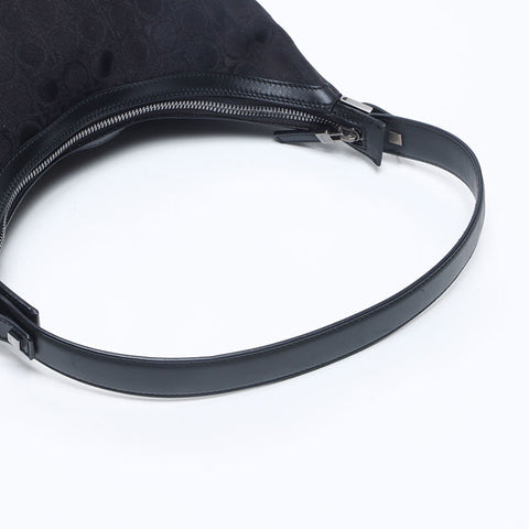 Salvatore Ferragamo Gancini Shoulder Bag Shoulder Bag black WS14670