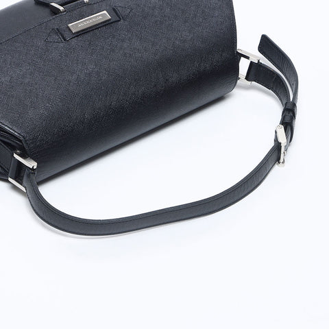 BURBERRY leather Shoulder Bag black WS14696