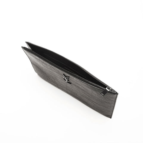 Yves Saint Laurent Yves Saint Laurent geprägtes Ledermonogramm Kupplungstasche Schwarz WS14719
