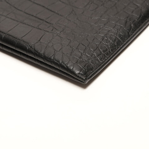 Yves Saint Laurent Yves Saint Laurent geprägtes Ledermonogramm Kupplungstasche Schwarz WS14719
