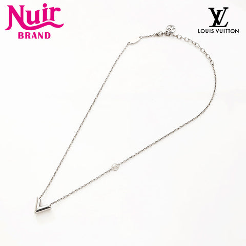 LOUIS VUITTON Essential V 2023 Necklace Silver WS14737